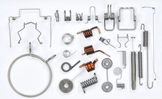 Automatique multifonctionnelle à 12 axes Machine à enrouler à ressort de type pivotant 2-6 mm Machine de fabrication de ressort pour ordinateur Composants moteurs