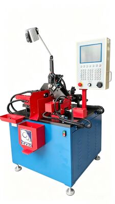 Machine à tarauder 6 axes haute vitesse 141m/min pour la fabrication d'inserts filetés M2-M24