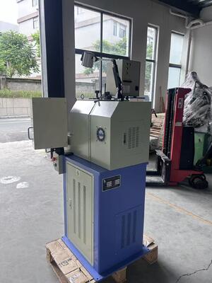 Machine automatique de formage de fil à grande vitesse avec 550 pièces / min de vitesse de production