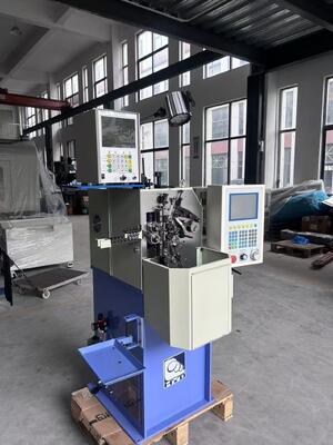 Machine à enroulement de ressort à six axes Dimètre de fil 0,5-2,0 mm Équipement de bobine de ressort